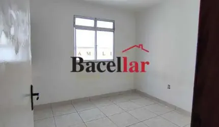 Casa com 13 quartos à venda na Rua Pereira de Figueiredo, Oswaldo Cruz, Rio de Janeiro, 400 m2 por R$ 750.000