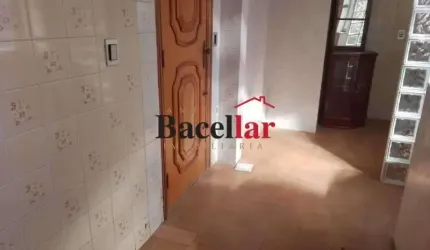 Apartamento com 2 quartos à venda na Rua do Amparo, Cascadura, Rio de Janeiro, 58 m2 por R$ 175.000