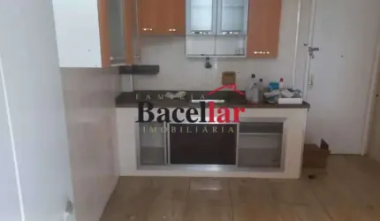 Apartamento com 3 quartos à venda na Rua Dois de Fevereiro, Água Santa, Rio de Janeiro, 76 m2 por R$ 320.000