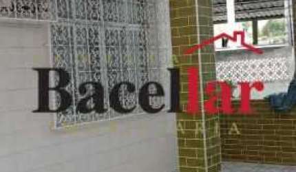 Casa com 3 quartos à venda na Rua Clarimundo de Melo, Piedade, Rio de Janeiro, 242 m2 por R$ 400.000