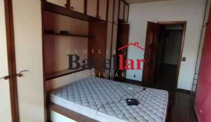 Apartamento com 3 quartos à venda na Rua Coração de Maria, Méier, Rio de Janeiro, 60 m2 por R$ 200.000