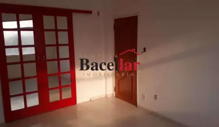 Apartamento com 3 quartos à venda na Rua Arquias Cordeiro, Engenho de Dentro, Rio de Janeiro, 72 m2 por R$ 235.000