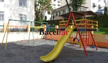 Apartamento com 2 quartos para alugar na Rua Paulo Pires, Tomás Coelho, Rio de Janeiro, 51 m2 por R$ 900