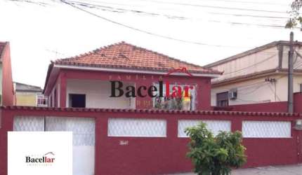 Casa com 2 quartos à venda na Rua Mucio Teixeira, Cavalcanti, Rio de Janeiro, 127 m2 por R$ 395.000