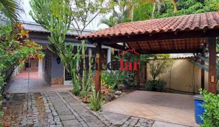Casa com 2 quartos à venda na Rua Expedicionário Ramis Mendes, Colubande, São Gonçalo, 300 m2 por R$ 500.000