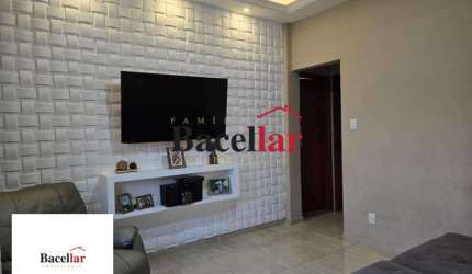 Apartamento com 2 quartos à venda na Estrada Intendente Magalhães, Madureira, Rio de Janeiro, 70 m2 por R$ 305.000