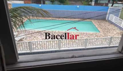 Casa em condomínio fechado com 2 quartos à venda na Rua Guandu Mirim, Santíssimo, Rio de Janeiro, 59 m2 por R$ 203.000