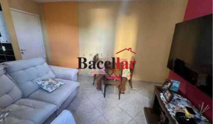 Apartamento com 3 quartos à venda na Avenida Tenente-Coronel Muniz de Aragão, Freguesia (Jacarepaguá), Rio de Janeiro, 56 m2 por R$ 230.000