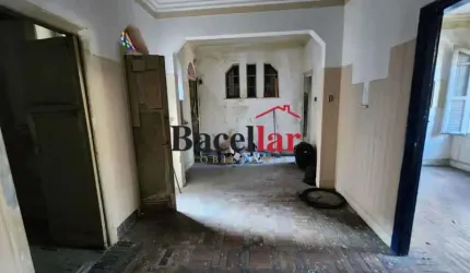 Casa em condomínio fechado com 2 quartos à venda na Avenida Paulo de Frontin, Tijuca, Rio de Janeiro, 143 m2 por R$ 200.000