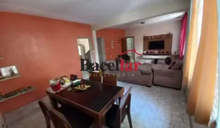 Casa em condomínio fechado com 4 quartos à venda na Rua Roberto Constantinescu, Guadalupe, Rio de Janeiro, 174 m2 por R$ 305.000