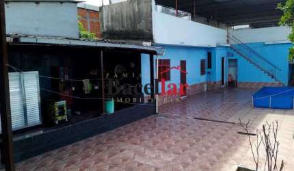 Casa em condomínio fechado com 3 quartos à venda na Estrada da Água Branca, Realengo, Rio de Janeiro, 200 m2 por R$ 400.000