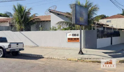 Casa com 4 dormitórios à venda, 302 m² por R$ 890.000,00 - Centro - Navirai/MS