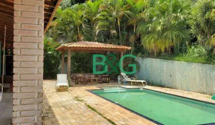 Casa com 6 dormitórios à venda, 841 m² por R$ 2.000.000,00 - Jardim Maria Trindade - São Roque/SP