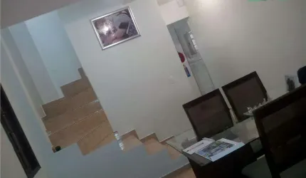 Sobrado com 3 dormitórios para alugar, 400 m² por R$ 4.628,97/mês - Granja Viana - Cotia/SP