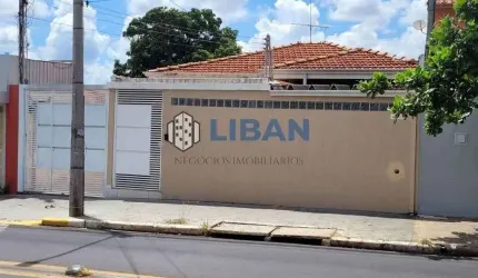 CASA PARA LOCAÇÃO EM CORREDOR COMERCIAL