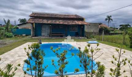 Casa com 1 quarto à venda na Rua Itapema - Jardim Noemia, Praia do Ervino, São Francisco do Sul, 60 m2 por R$ 380.000