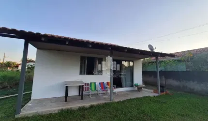Casa com 3 quartos à venda na Loteamento Tamboretes, Praia do Ervino, São Francisco do Sul, 95 m2 por R$ 300.000