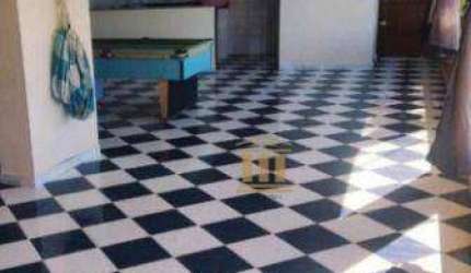 Chácara com 3 quartos à venda, 1200 m² por R$ 1.350.000 - Rosa Helena - Igaratá/SP