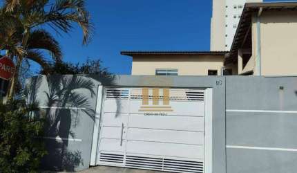 Casa à venda, 180 m² por R$ 700.000,00 - Jardim Vale do Sol - São José dos Campos/SP