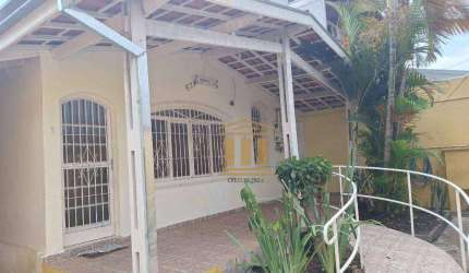 Casa com 2 dormitórios à venda, 140 m² por R$ 650.000,00 - Jardim Satélite - São José dos Campos/SP
