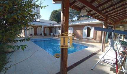 Casa com 5 dormitórios à venda, 380 m² por R$ 2.600.000 - Jardim Esplanada - São José dos Campos/SP