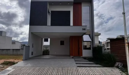 Casa em brisas condomínio parque em biguaçu