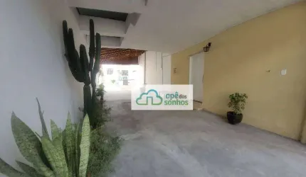 Casa com 230 m²! Perto do Metrô!