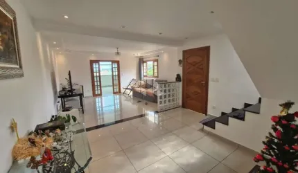 Casa com 3 quartos à venda na Rua Crispim Santos, 300, Jardim Regina, São Paulo por R$ 995.000