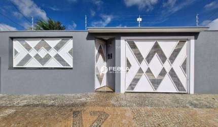 Casa com 3 dormitórios para alugar, 250 m² por R$ 4.543,90/mês - Vila Omar - Americana/SP