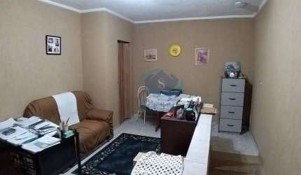 Sobrado 2 dormitórios,ótimo estado,boa localização,2 vagas cobertas e livres,entrada lateral,quintal com churrasqueira,oportunidade,aceita proposta.
