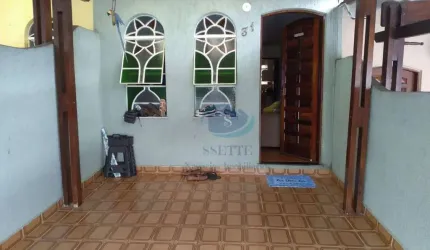 Sobrado com dois dormitórios e uma suíte,sala,cozinha 2 banheiros, área de serviço,uma vaga de garagem coberta,ótima localização,aceita proposta.