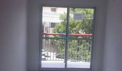 Apartamento no contra piso com 2 dormitórios,sala com sacada,cozinha,eme excelente localização,a 4 quadras do Metrô Alto Ipiranga,aceita proposta.