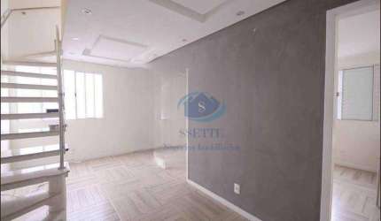 Apartamento a venda com 3 dormitórios, sendo uma suíte, com 1 vaga no bairro Vila Água Funda