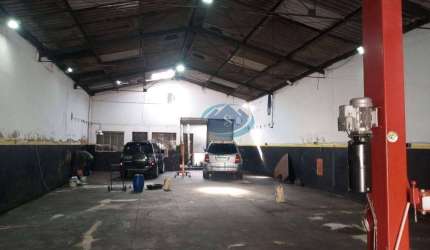 Galpão para locação com 300 metros na Vila Prudente