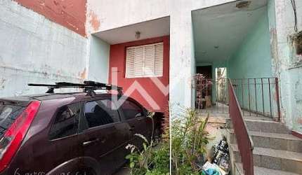 Casa residencial à venda com 2 dormitórios e 1 vaga de garagem, 125m² por R$400.000,00 em Jardim Pi