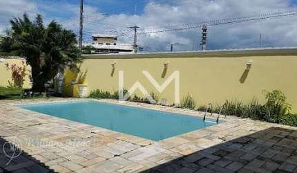 Casa Térrea à venda com 4 dormitórios e 5 vagas de garagem, 616m² por R$ 1.200.000,00 em Indaiá - C