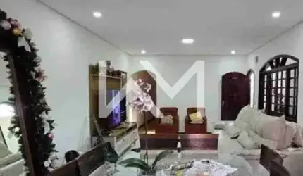 Lindo Sobrado para venda, em uma das mais tranquilas da região, com 4 quartos,4 banheiros 3 vagas d