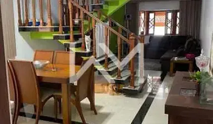 Lindo Sobrado 2 Andares, 4 Qrts, 2 Suítes, 4 Vgs de Garagem