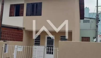 Sobrado para venda com 2 quartos, 82 m² e com  na Vila das Palmeira, Guarulhos/SP