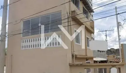 Excelente oportunidade para investidor, 3 Casas em um Único Terreno, troca por imóvel no litoral de