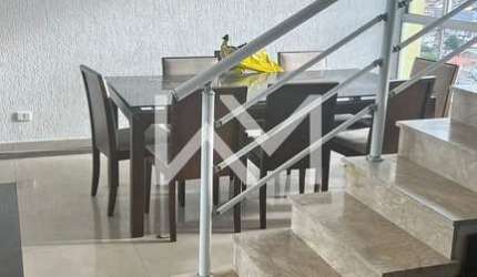 Maravilhoso Apartamento Duplex à venda com 3 dormitórios, sendo 1 suíte, 4 banheiros, 1 vaga de gar