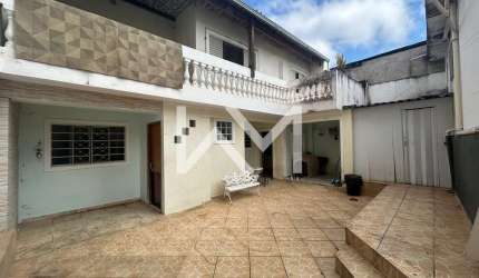 Sobrado e 2 Casas à venda, 5 Vagas, 250m², R$ 750.000,00 em Jardim Bom Clima, Guarulhos, SP