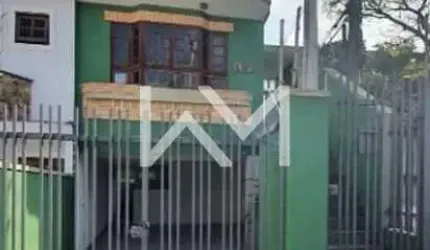 Lindo Sobrado de Esquina com 3 Suítes e 5 Vagas em Guarulhos – Localização Imbatível e Oportunidade