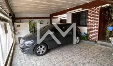 Belíssima casa térrea  a venda na Vila Carioca, Guarulhos com excelente localização.