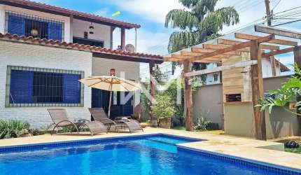 SOBRADO COM PLACAS DE ENERGIA SOLAR À VENDA NO ITAGUÁ - UBATUBA, SP | LOCALIZAÇÃO PRIVILEGIADA A 45