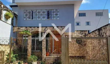 Sobrado com Piscina na vila Galvão- 3 Quartos, 1 Suíte, 3 vagas de garagem, ao lado do Lago dos Pat