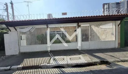 Desfrute do Máximo Conforto e Sofisticação em uma Casa Completa com 5 Quartos, Área de Lazer com Pi