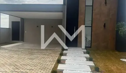 Sobrado à Venda, Condomínio Villa Real de Bragança, com 3 suítes e 4 vagas em Bragança Paulista, SP