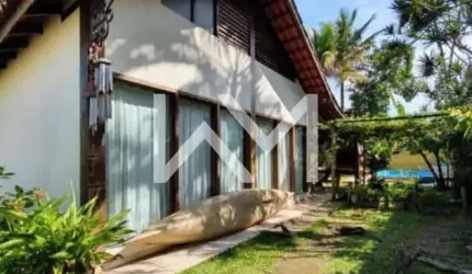 Excelente casa com proximidade às praias mais belas de Ubatuba, estrada asfaltada, muito conforto e