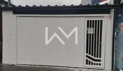 Excelente casa para locação com 3 dormitórios, 2 banheiros, 2 vagas de garagem para carro, 125m², J